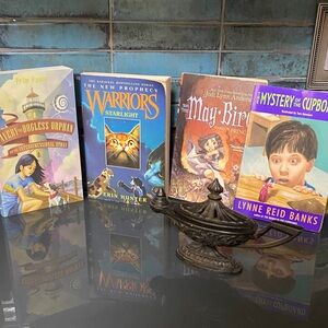 Bundle of 4 Children's Books